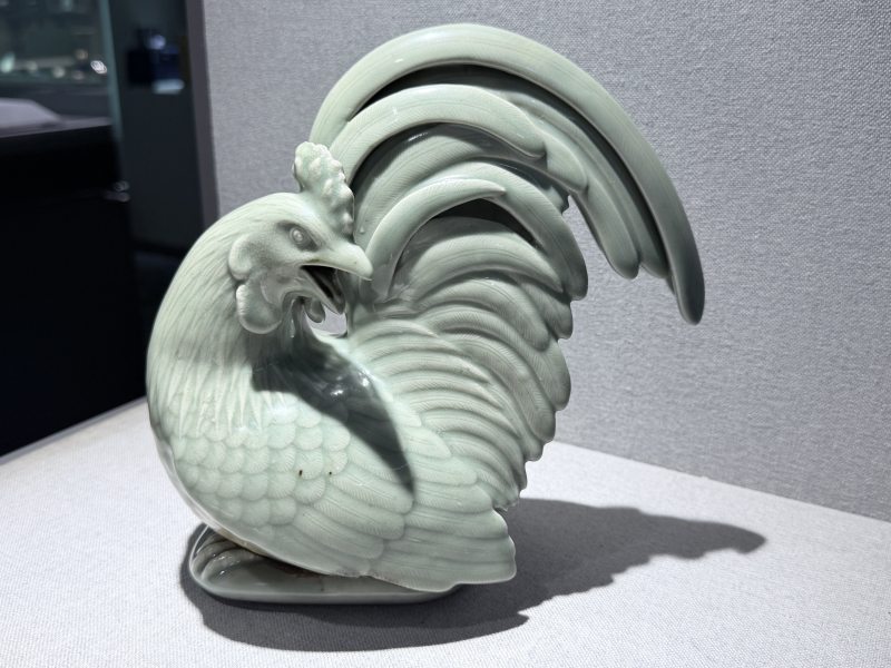 清乾隆 唐英制冬青釉大吉香薰 - 图6