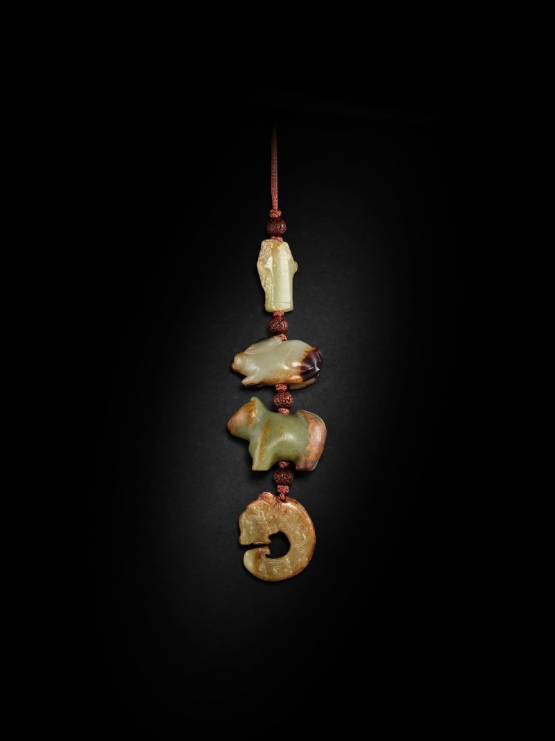 周及更晚　玉串飾 | A STRING OF FOUR JADE ORNAMENTS - 图2