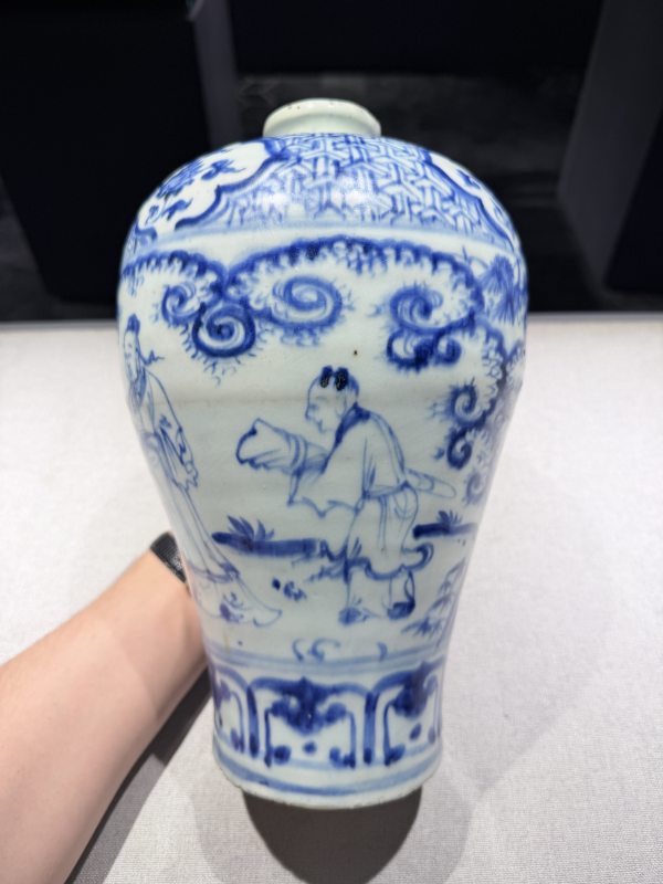 明天顺 青花高士人物梅瓶 - 图3