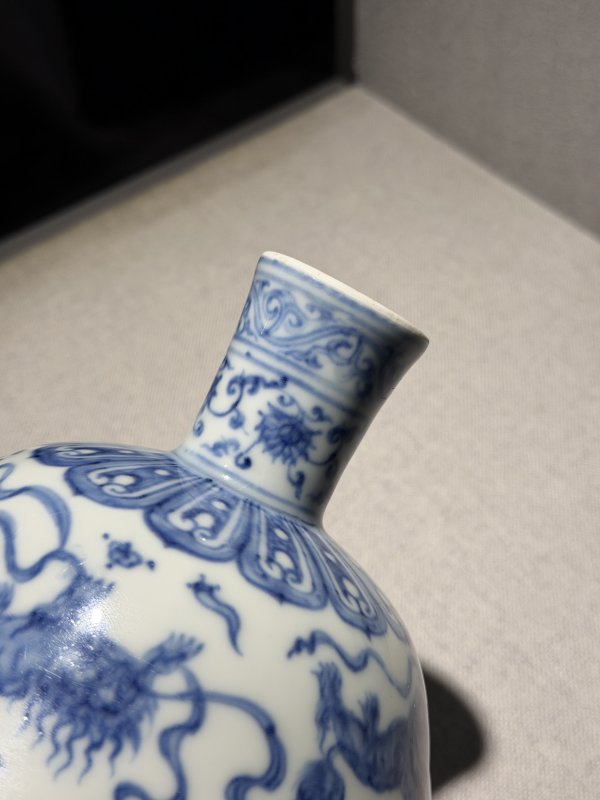 明成化 御制青花狮戏绣球纹高足碗 - 图13