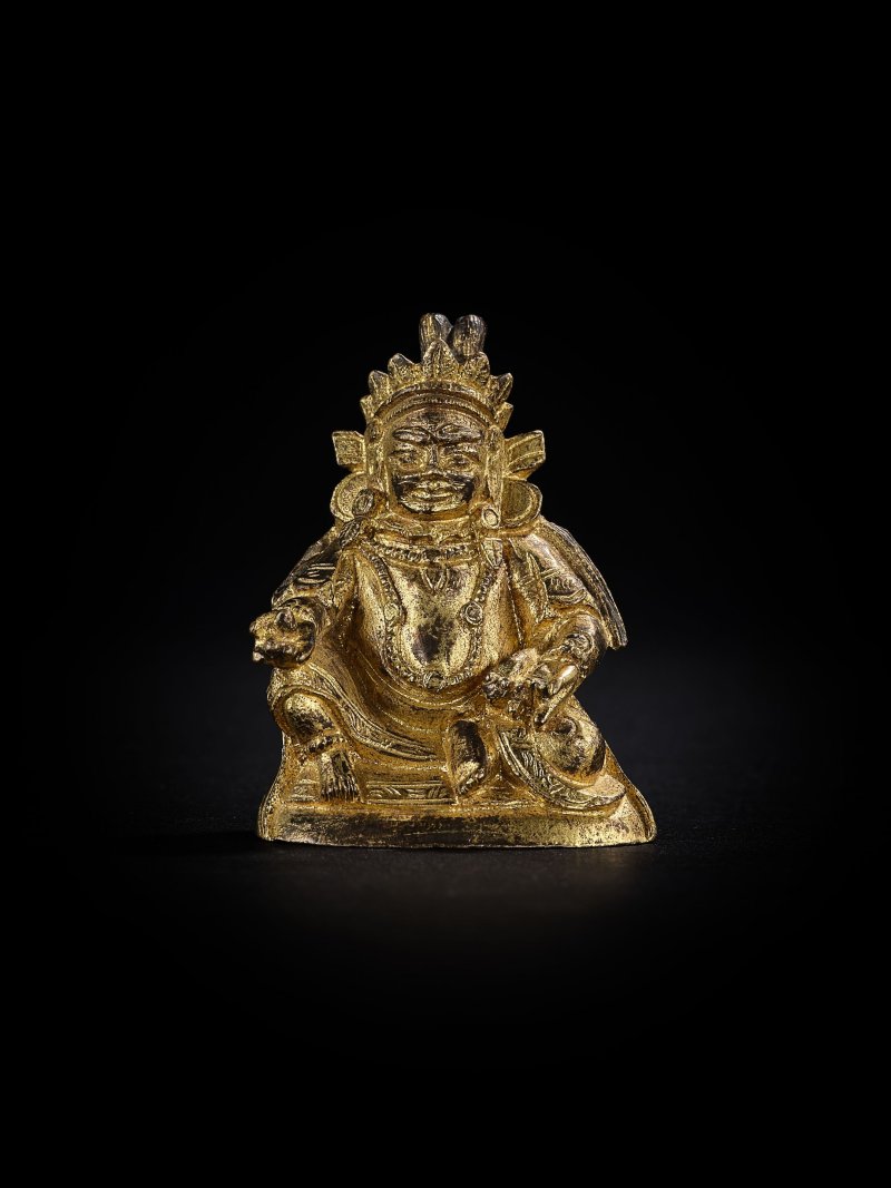 清　銅鎏金黃財神 | A MINIATURE GILT-BRONZE FIGURE OF JAMBHALA