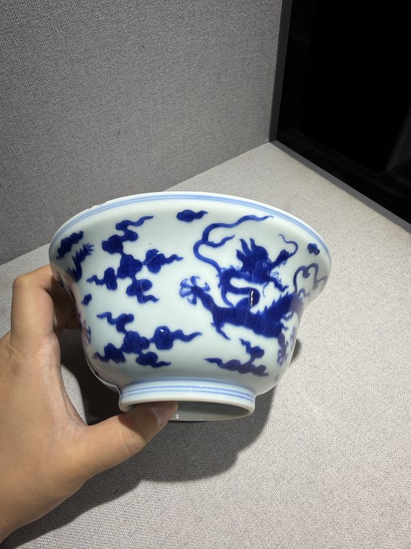 清雍正 青花云龙纹折腰碗 - 图5