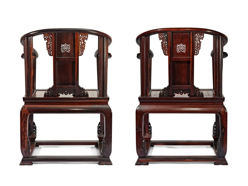 硬木鑲癭木椅成對 及 硬木鑲癭木炕几 | A PAIR OF BURLWOOD-INSET HARDWOOD ARMCHAIRS AND A BURLWOOD-INSET HARDWOOD KANG TABLE - 图13