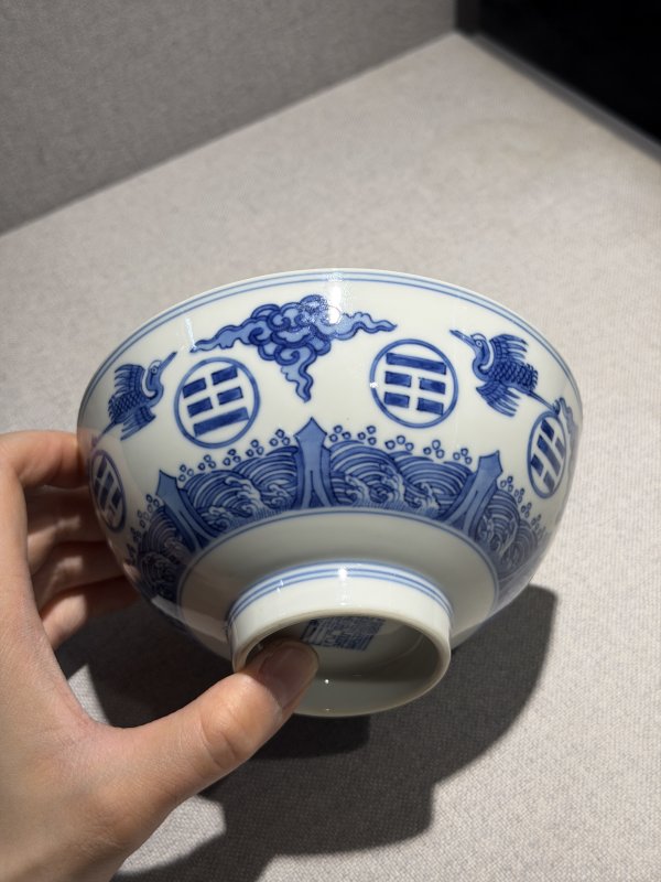 清乾隆 青花云鹤纹碗一对 - 图29