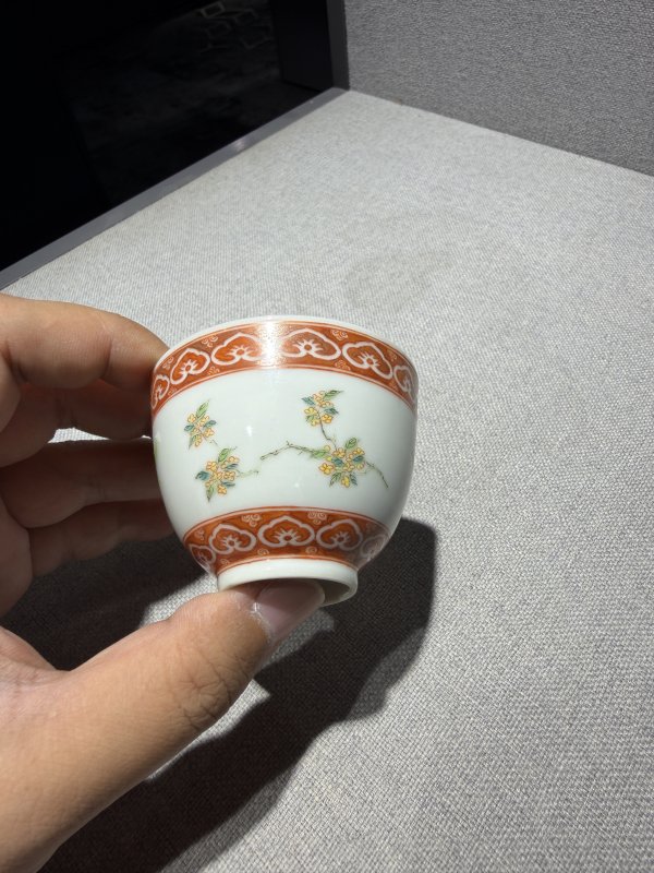 清嘉庆 粉彩折枝花卉纹酒圆一对 - 图7
