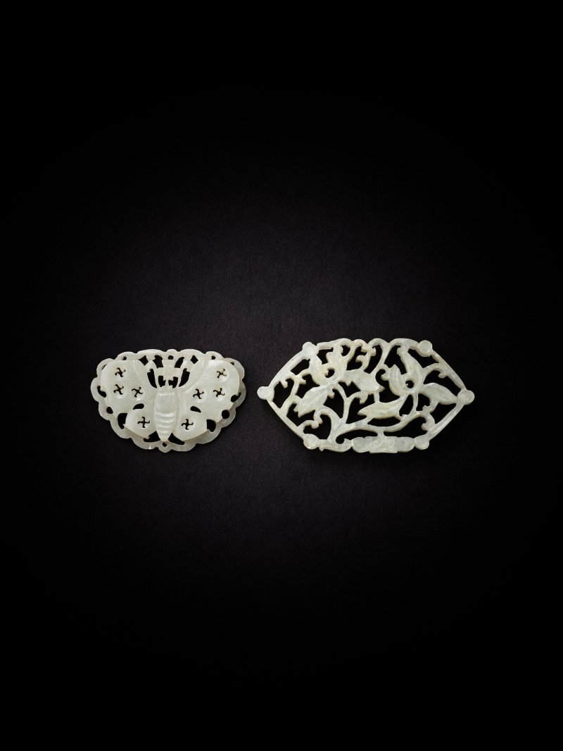 明　玉透雕蝶紋飾件 及 玉透雕卷草紋飾件 | TWO RETICULATED JADE ORNAMENTS