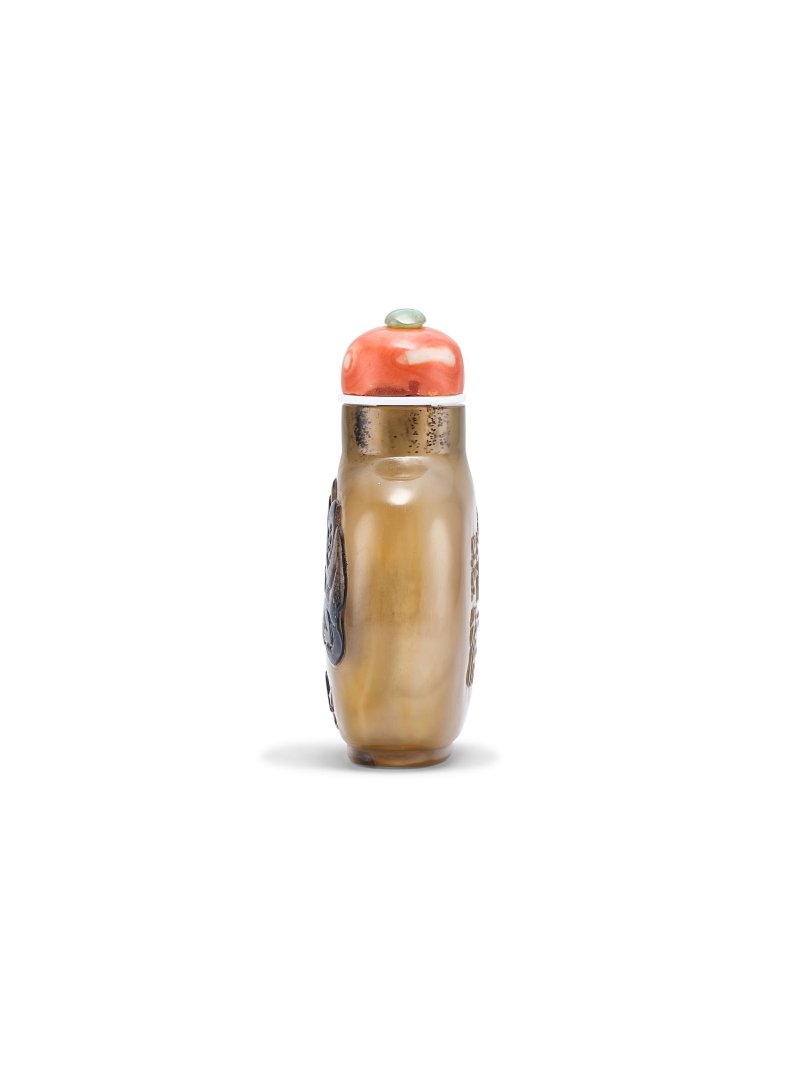 清　影子瑪瑙輩輩封侯圖鼻煙壺 | A SHADOW AGATE 'MONKEY' SNUFF BOTTLE - 图8