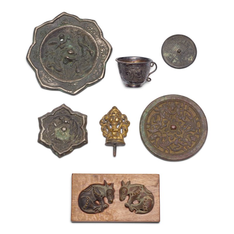 二十世紀仿戰國/漢/唐 銅及鎏金銅飾七件 | SEVEN BRONZE AND GILT BRONZE ARTIFACTS