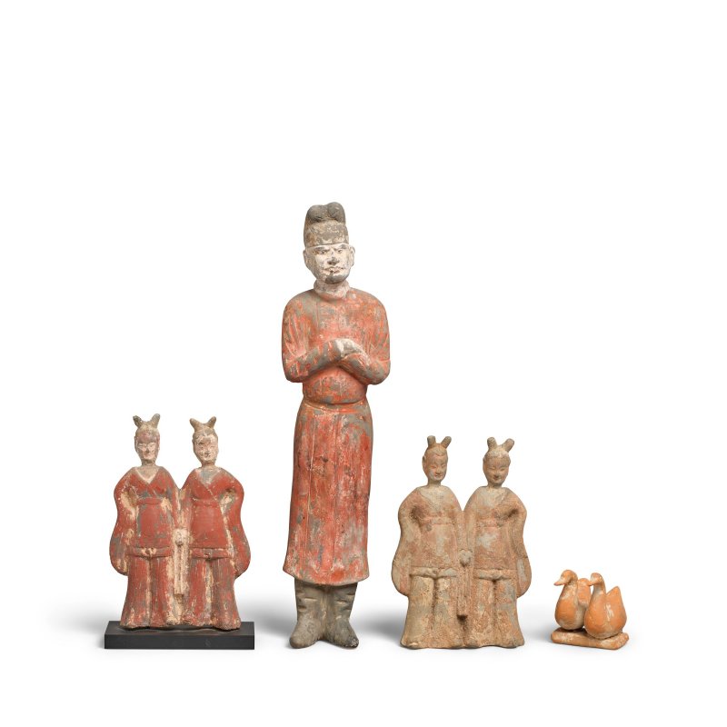 二十世紀仿唐 加彩陶俑四組 | FOUR PAINTED POTTERY FIGURES AND ANIMALS