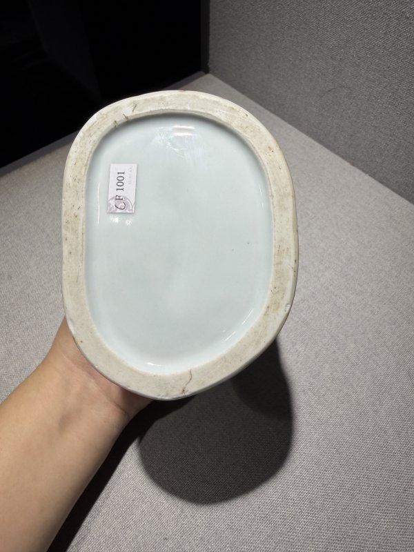 清乾隆 粉青釉随形竹节笔筒 - 图7