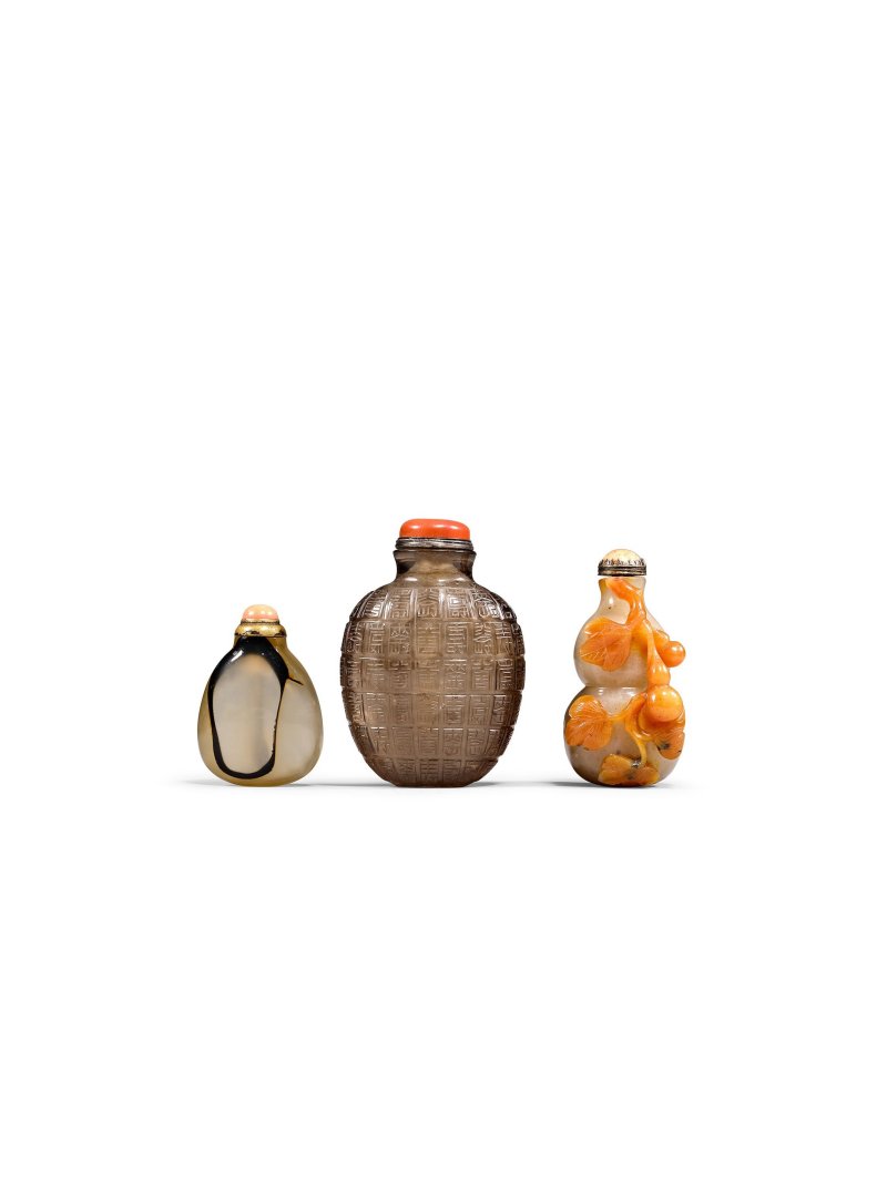 十九/二十世紀 各式鼻烟壺一組三件 | A GROUP OF THREE SNUFF BOTTLES - 图3