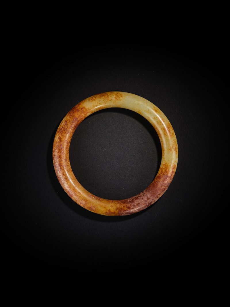 黃玉鐲 | AN ALTAR JADE BANGLE - 图3