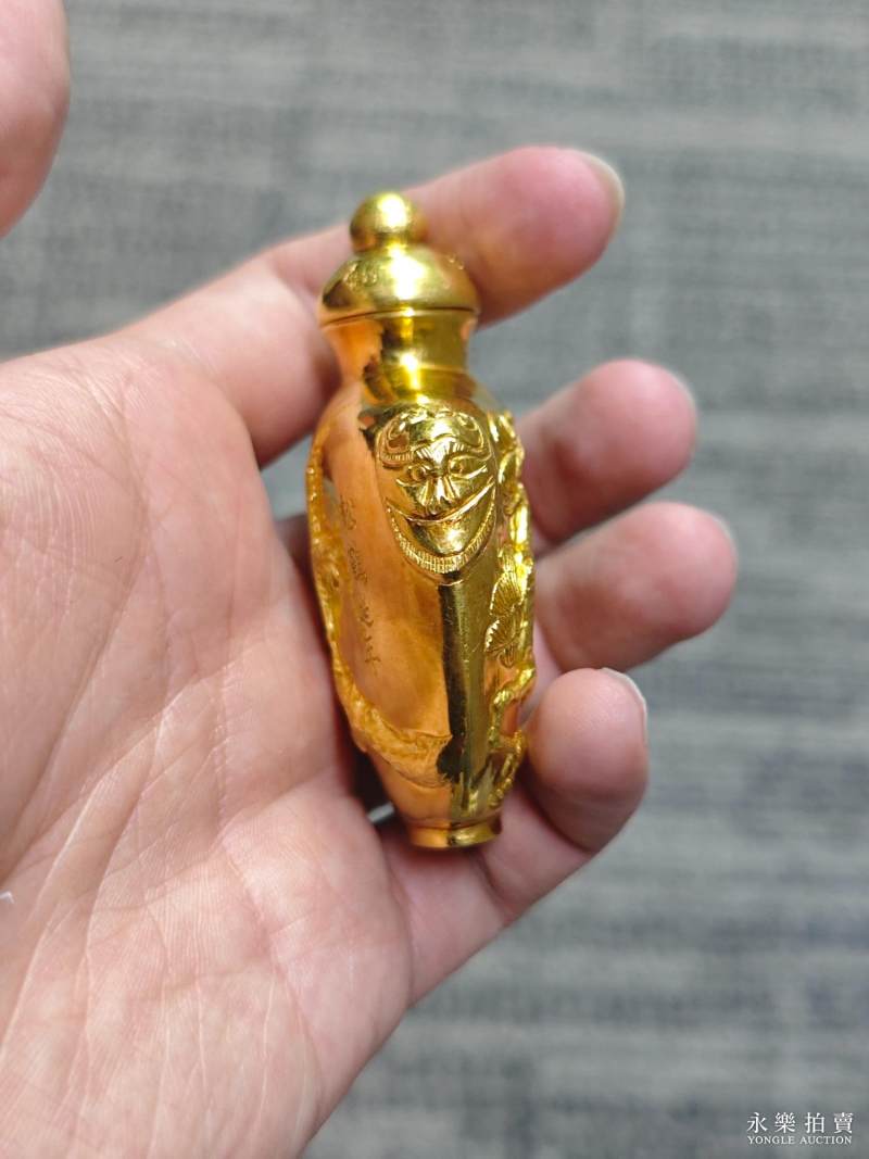 清 金质松鹤延年纹鼻烟壶 - 图7