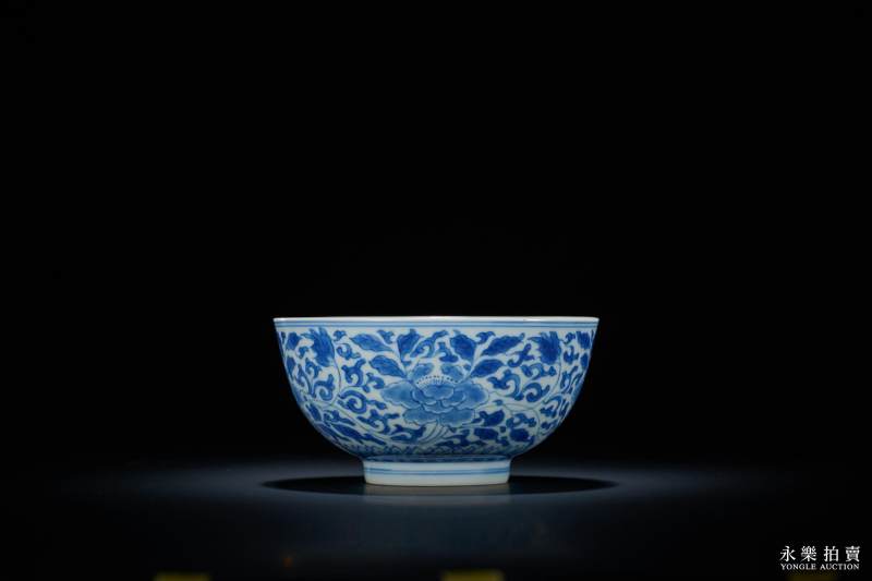 清康熙 青花缠枝牡丹纹碗 - 图5