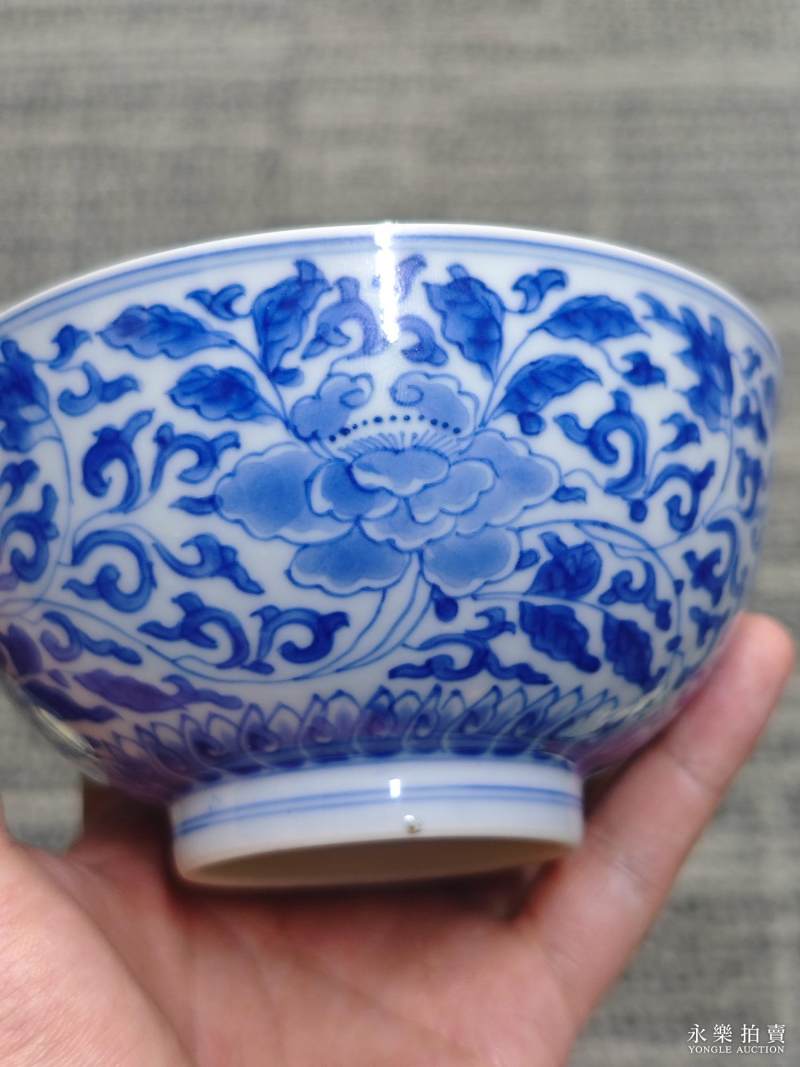 清康熙 青花缠枝牡丹纹碗 - 图8