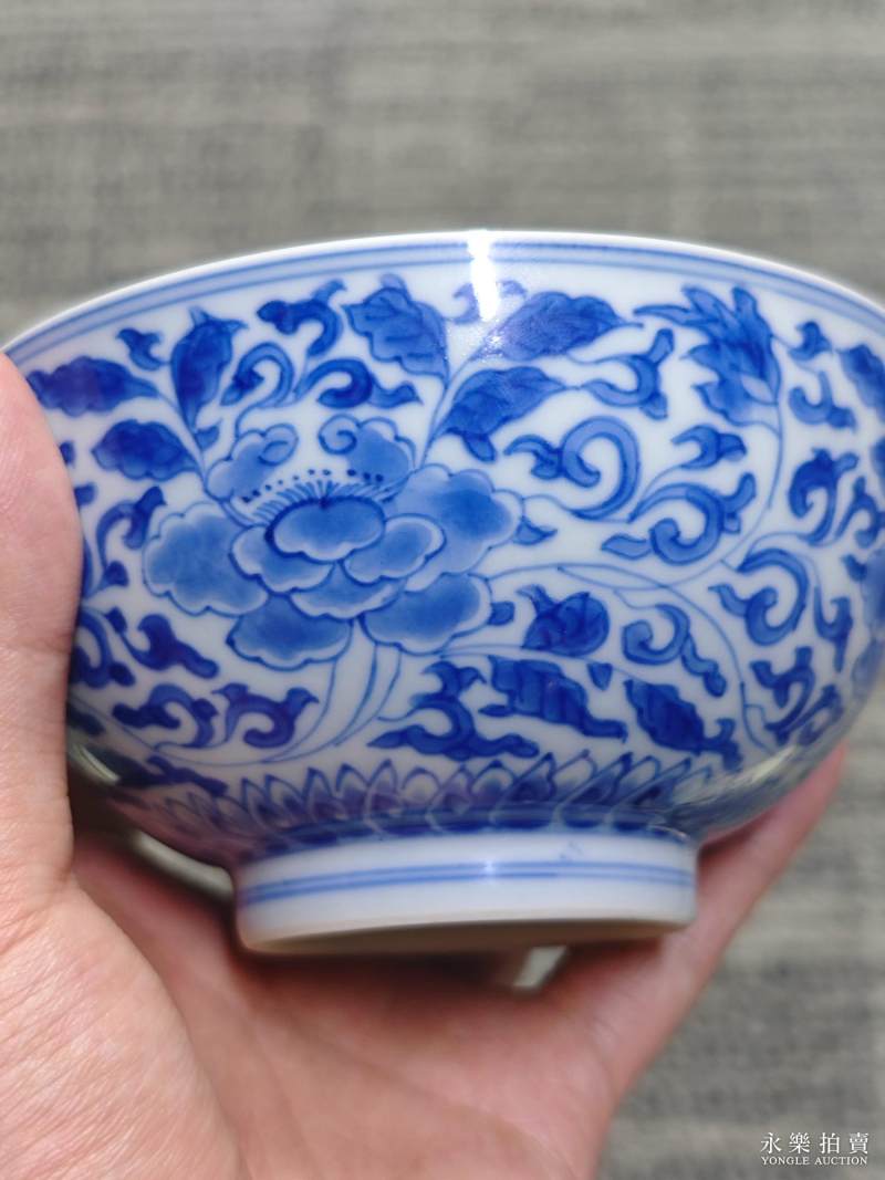 清康熙 青花缠枝牡丹纹碗 - 图9