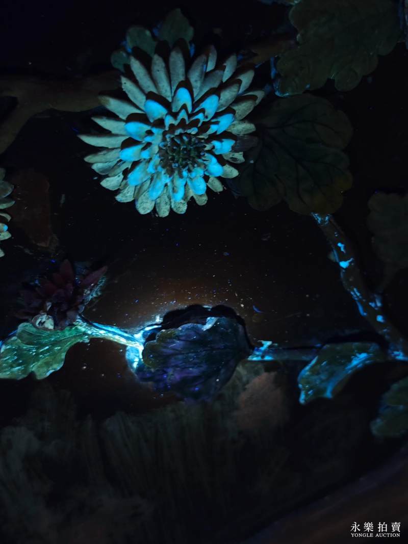 清乾隆 御制紫檀嵌瓷饰芙蓉石御题「菊花」转心插屏 - 图19