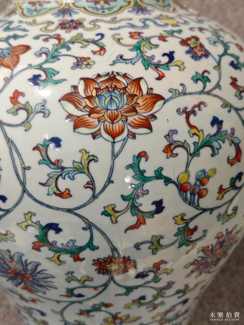 清乾隆 斗彩描金缠枝花卉纹大罐 - 图9