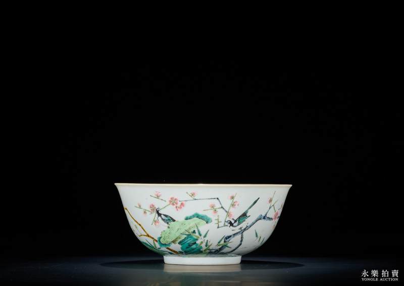 清道光 粉彩喜鹊登梅纹大碗 - 图3