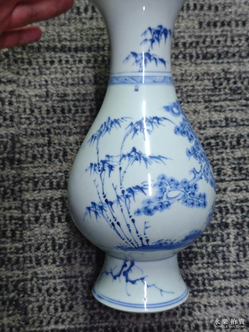 清雍正 青花岁寒三友图琵琶尊 - 图7