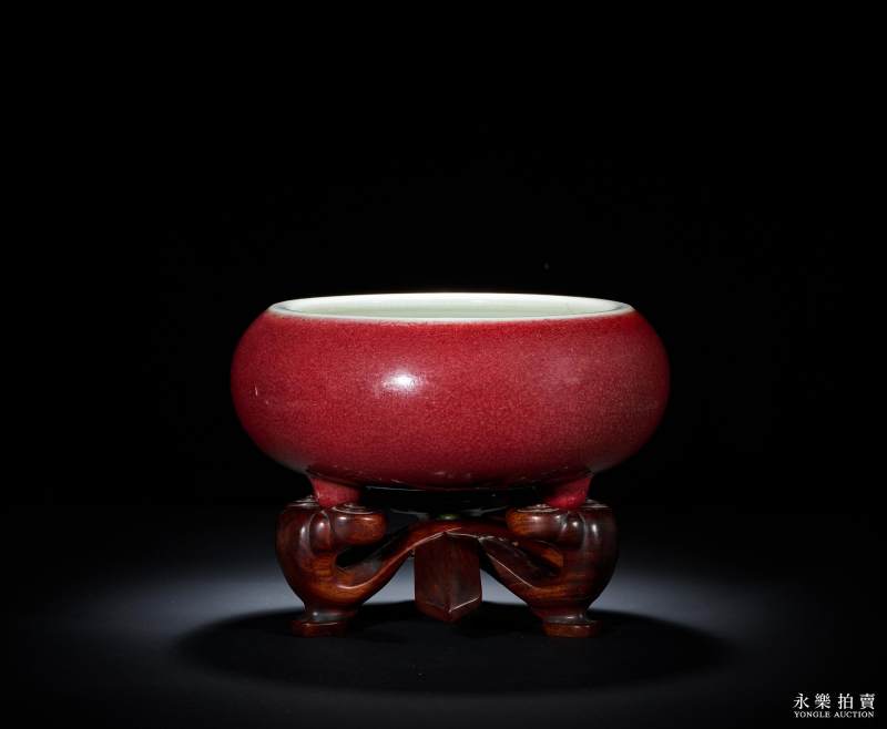 清康熙 仿宣窑宝石红釉钵式三足炉 - 图5