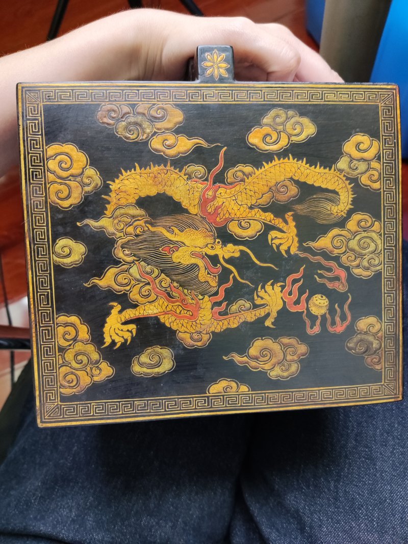民国 黑漆描金龙纹手提文房箱 - 图6