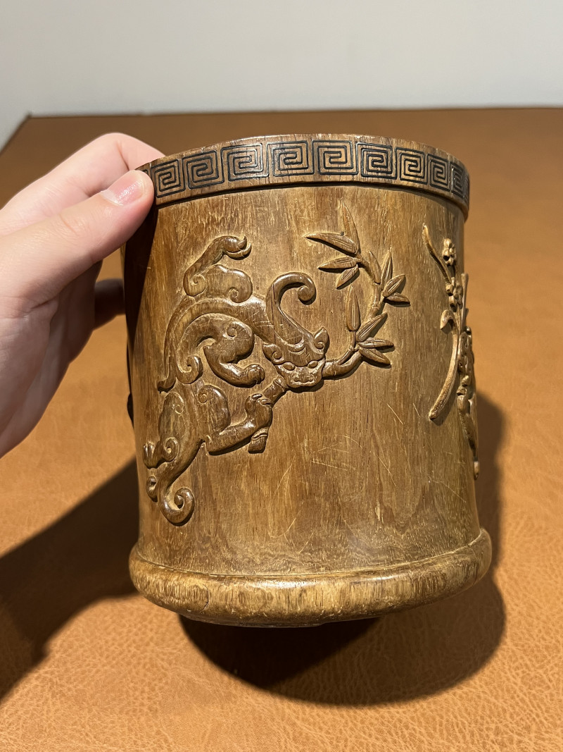 清早期 黄花梨浮雕螭龙笔筒 - 图7