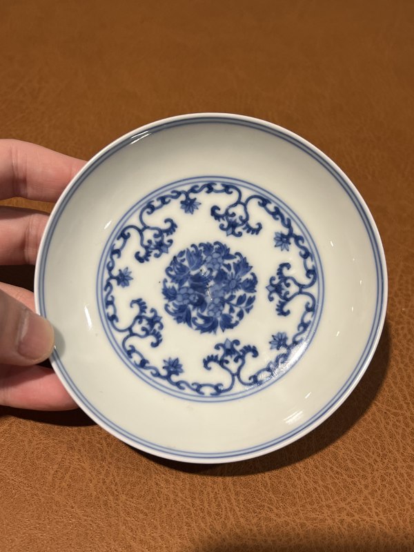 清雍正 青花贯套折枝花卉纹小碟 - 图3