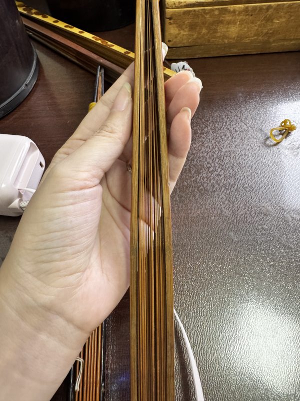 清 竹铭文扇骨、漆暗纹扇骨 - 图10