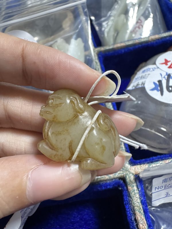 明 玉兽、玉琮式勒 - 图7