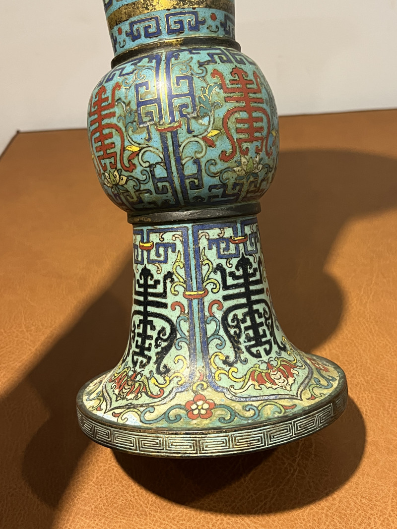 清乾隆 铜胎掐丝珐琅花觚 - 图8