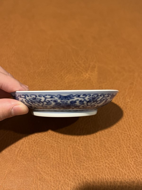 清雍正 青花贯套折枝花卉纹小碟 - 图4