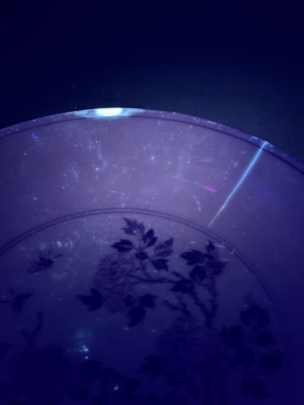 清雍正 青花牡丹花蝶纹盘 - 图11