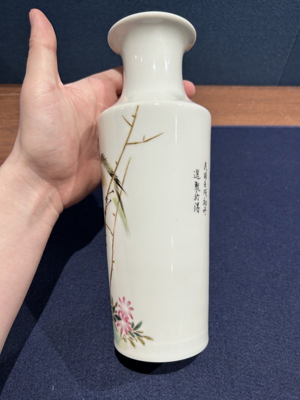 民国 粉彩花鸟图瓶 - 图6
