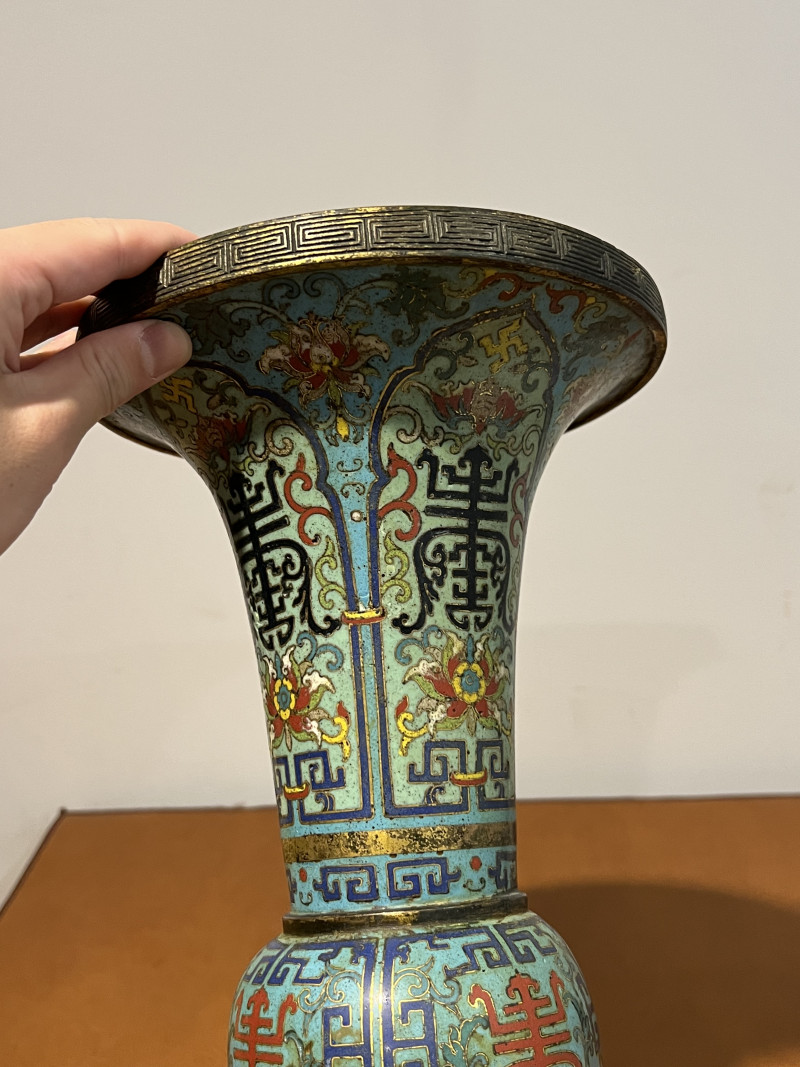 清乾隆 铜胎掐丝珐琅花觚 - 图6