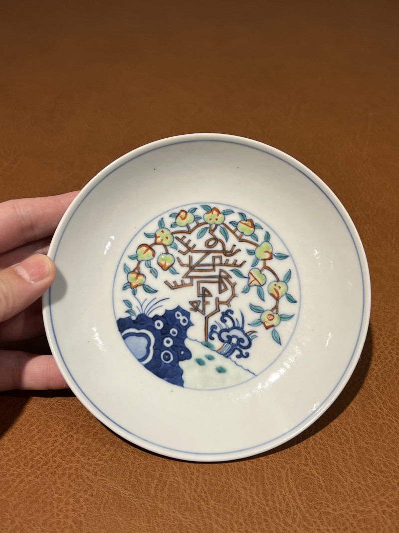 清同治 斗彩福寿纹盘 - 图2