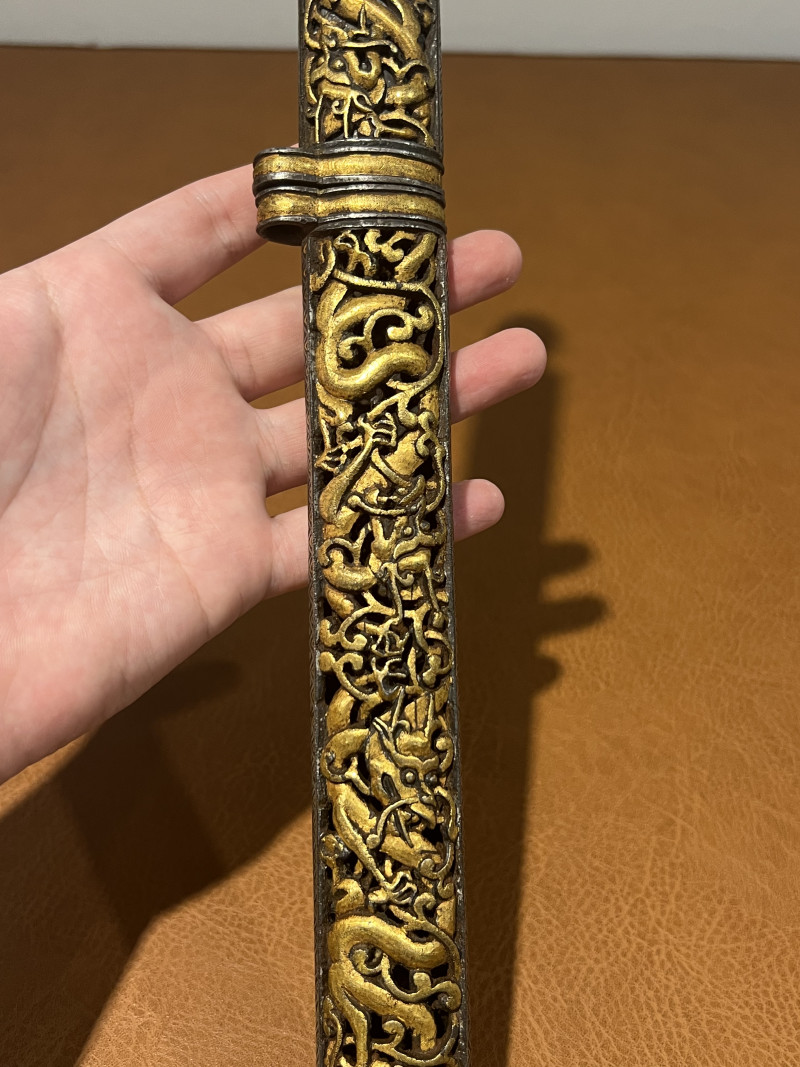 明 铁鋄金鋄银穿花龙纹信筒 - 图4