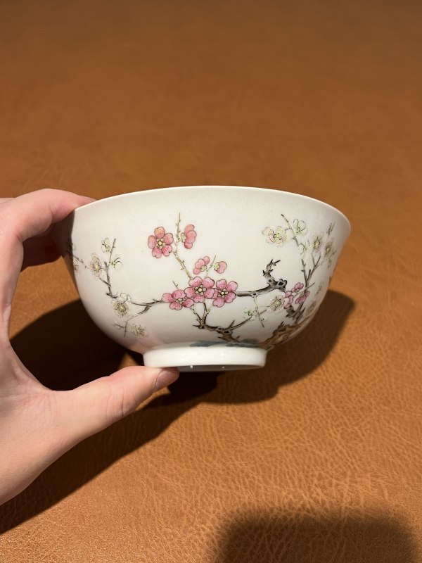 清道光 粉彩梅花纹碗 - 图3