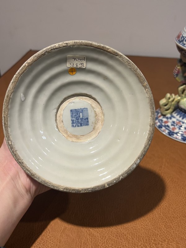 清乾隆 青花粉彩缠枝花卉纹供座（一对） - 图13