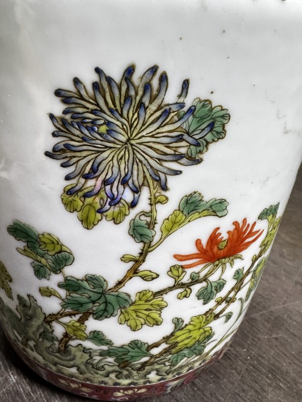 清 粉彩花卉纹提梁壶 - 图4