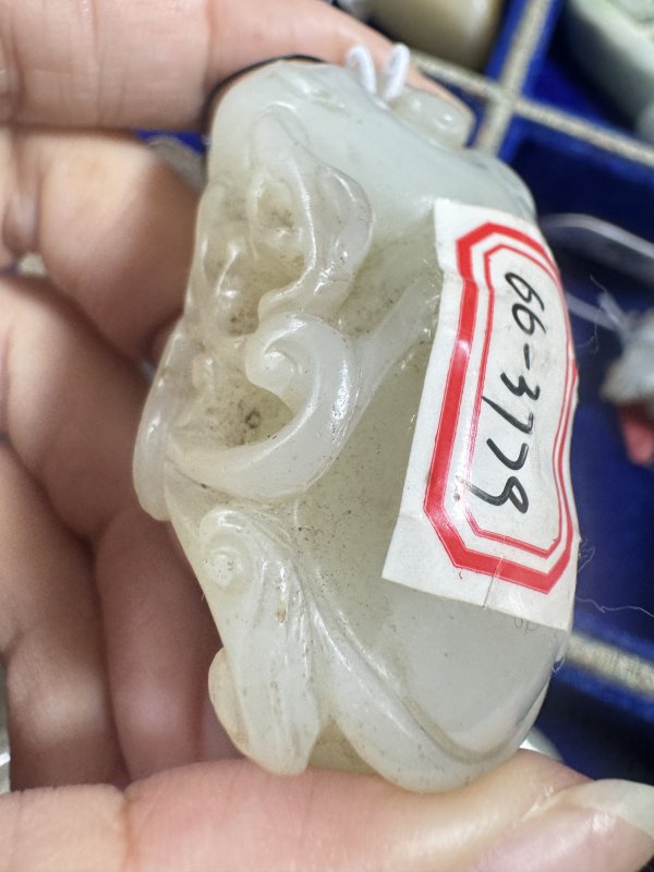 清 玉鹿衔灵芝 - 图10