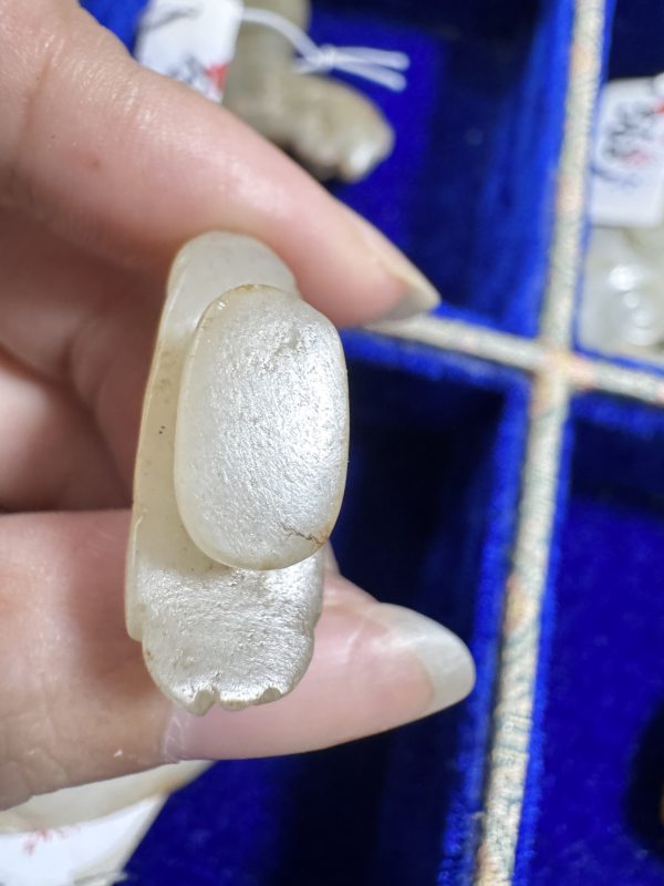 明 玉钩、玉勒、玉兽 - 图7