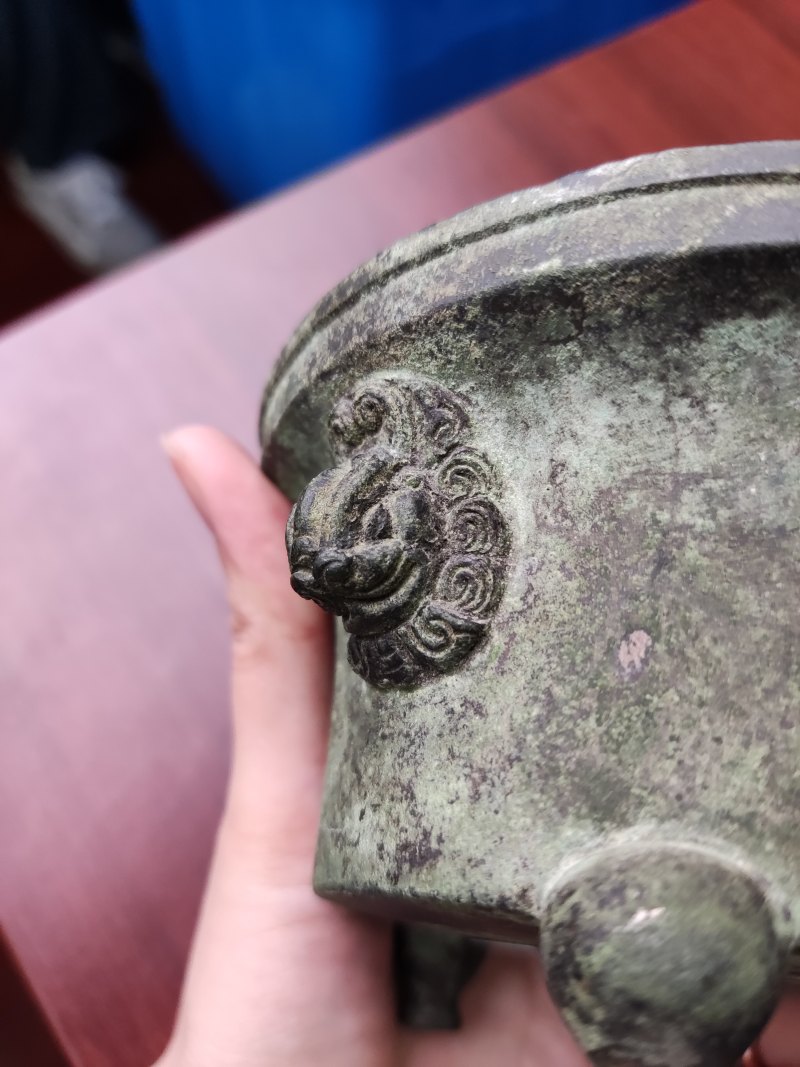 清 铜天鸡耳三足盏式炉 - 图4