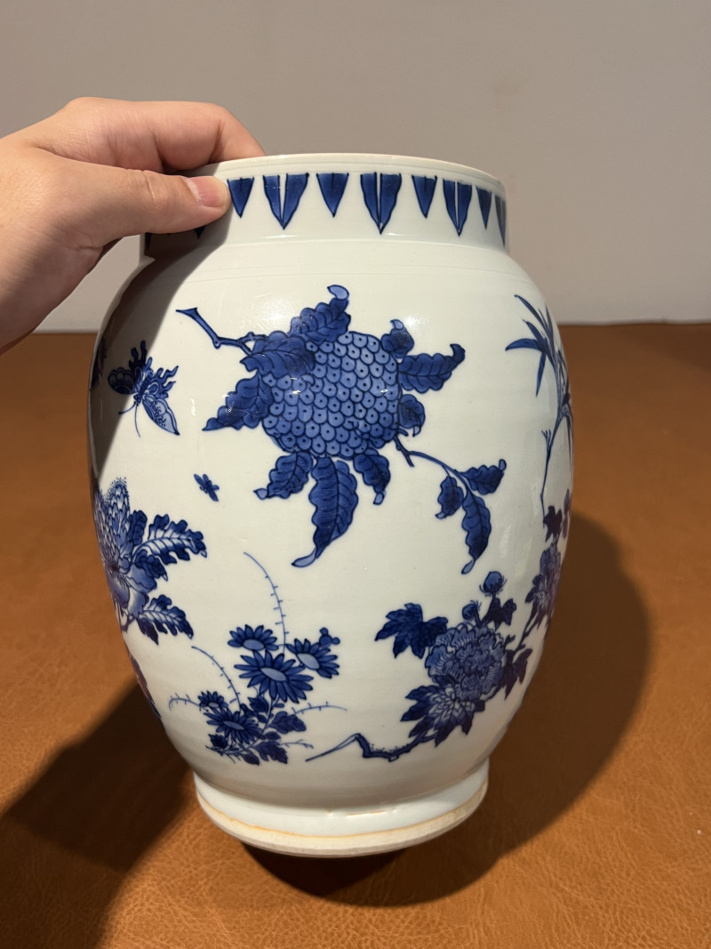 明崇祯 青花花卉纹莲子罐 - 图6