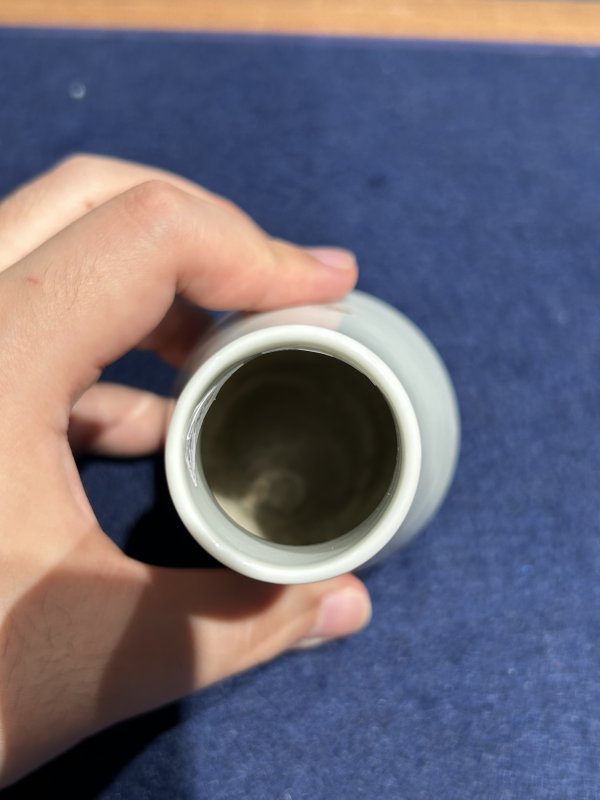 民国 王琦粉彩福在眼前胆瓶 - 图7