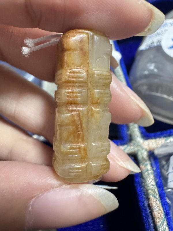 明 玉兽、玉琮式勒 - 图3