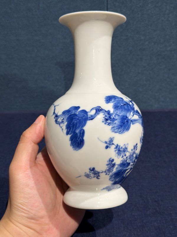 民国 青花青雀观棠图瓶 - 图3