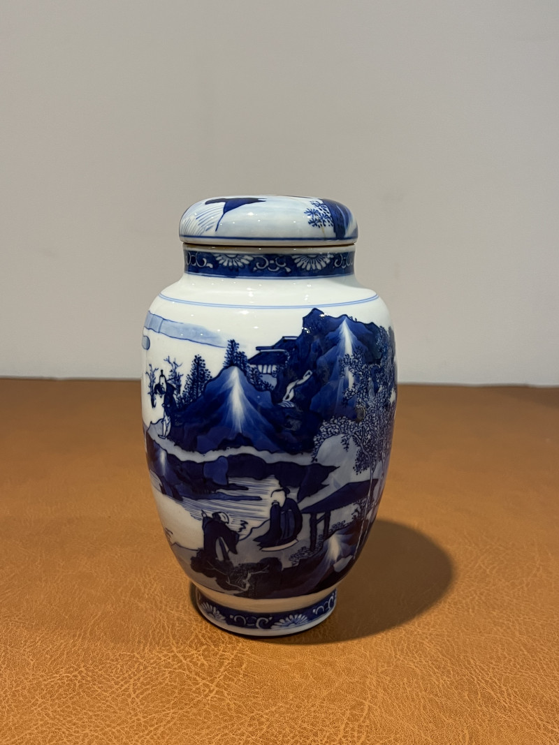 清康熙 青花山水人物纹莲子罐 - 图2