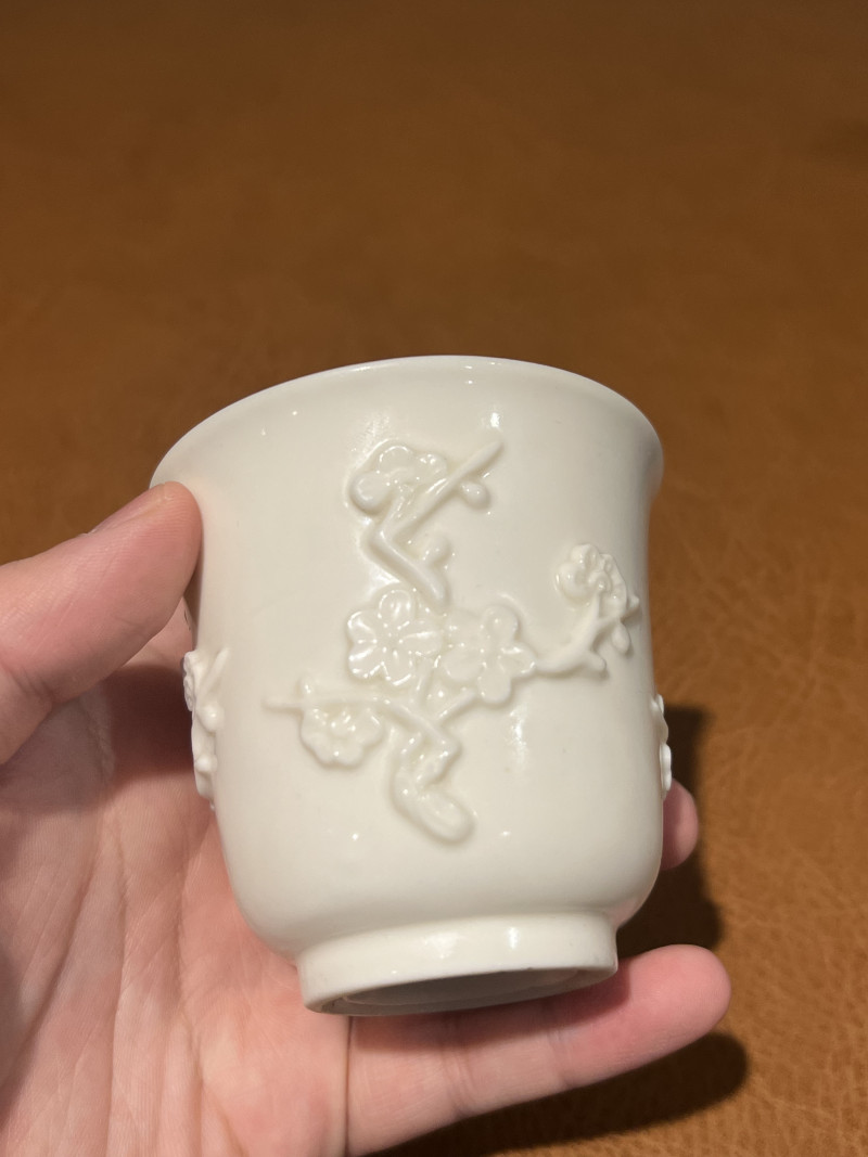 十七世纪 德化模印梅花纹仰钟杯 - 图7