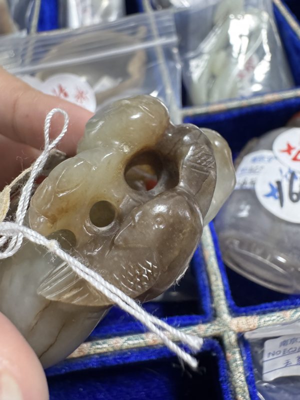 清 玉雕莲荷纹水呈 - 图7